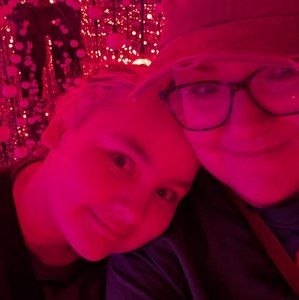 Meet your Posher, Crystal